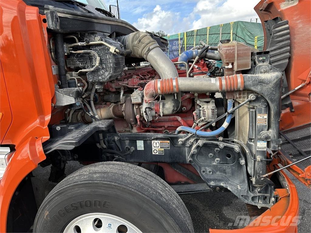 Peterbilt 579 Autotractoare