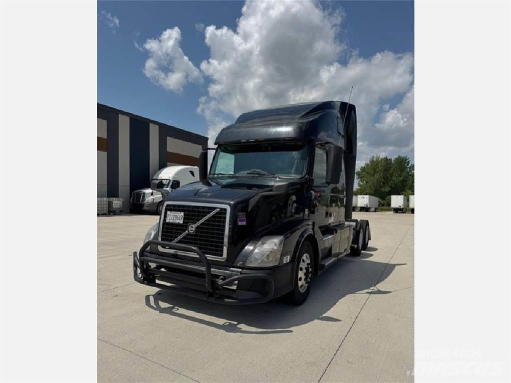 Volvo VNL 760 Autotractoare