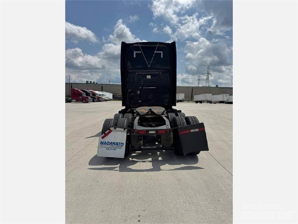 Volvo VNL 760 Autotractoare