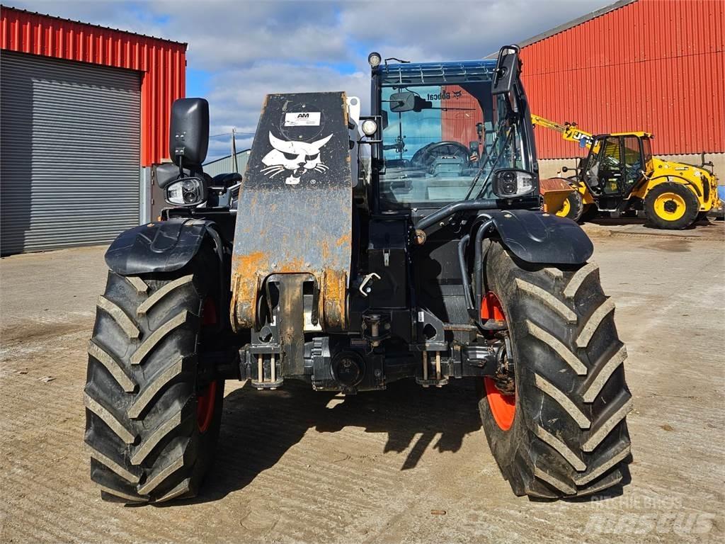 Bobcat TL38.70 Stivuitoare telescopice
