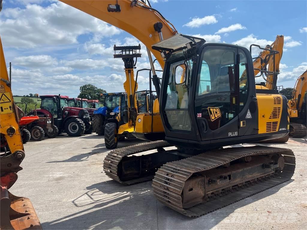 JCB JS130 LC Excavatoare pe șenile
