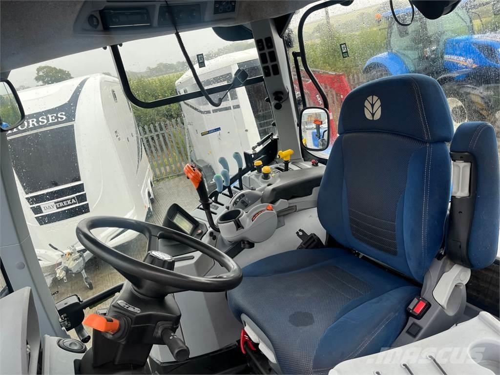 New Holland T7.210 Tractoare