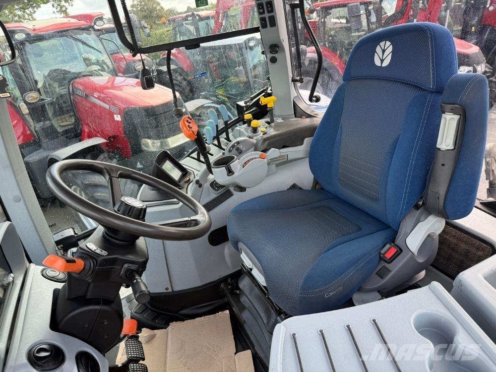 New Holland T7.230 Tractoare