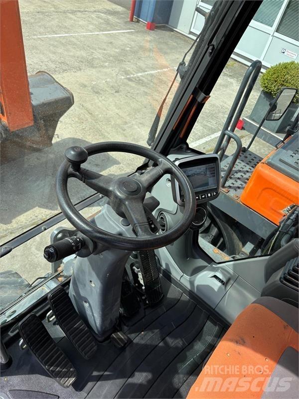 Doosan DX170W-5 Excavatoare cu roti