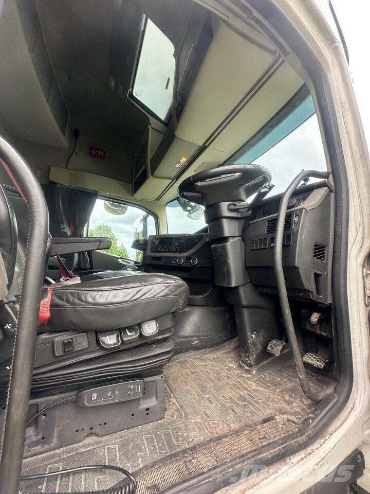Volvo FH500 Autotractoare
