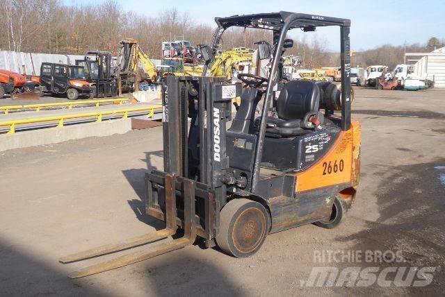 Doosan GC25P-5 Strivuitoare-altele