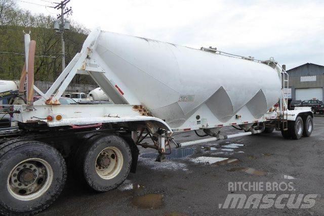 Fruehauf Bulk Remorci Cisterne