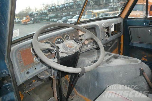 GMC TJ9C042 Camion cabina sasiu
