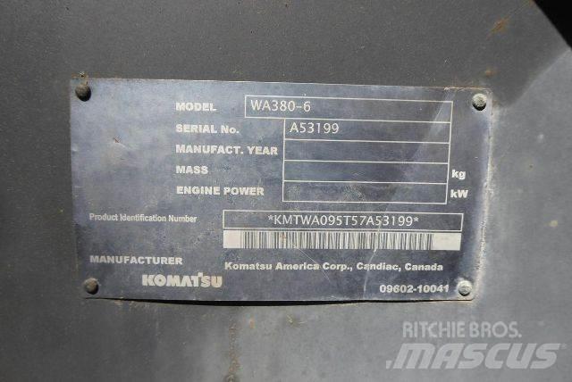 Komatsu WA380-6 Incarcator pe pneuri