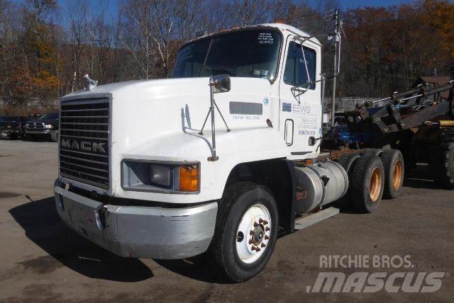 Mack CH613 Camion cabina sasiu