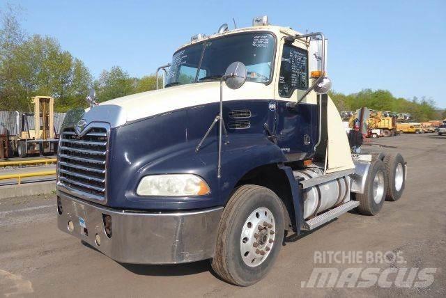 Mack CXN613 Camion cabina sasiu