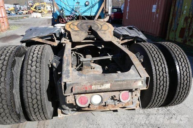 Mack CXN613 Camion cabina sasiu