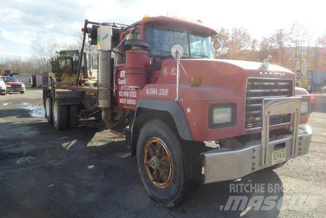 Mack RD688S Camion cadru container