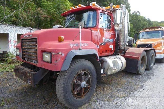 Mack RD688SX Camion cabina sasiu