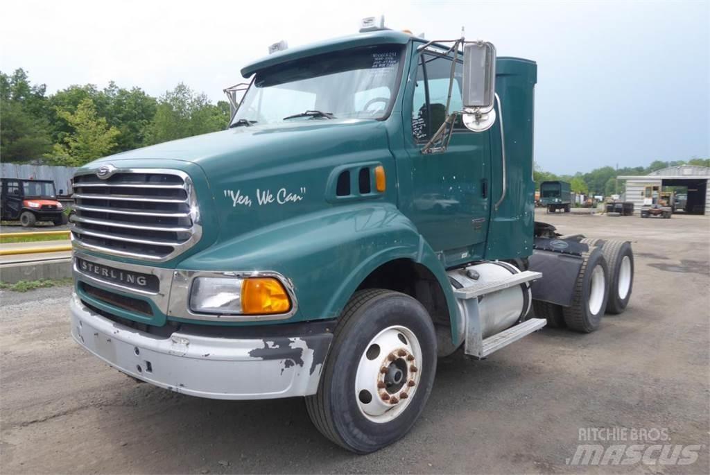 Sterling AT9500 Camion cabina sasiu