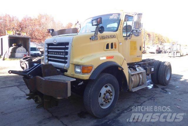 Sterling L8500 Camion cabina sasiu