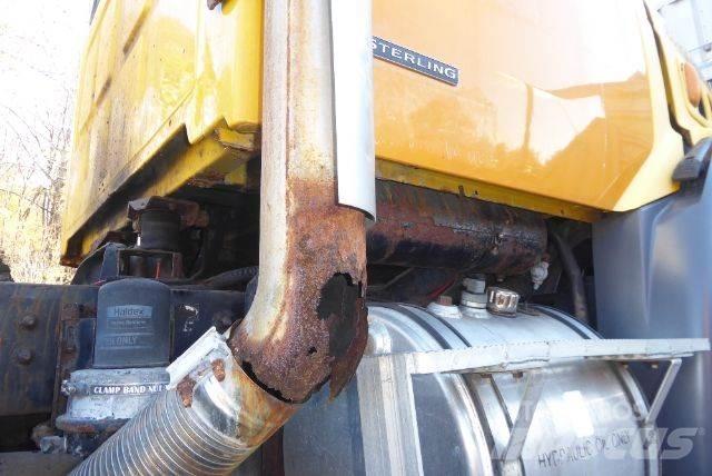 Sterling L8500 Camion cabina sasiu