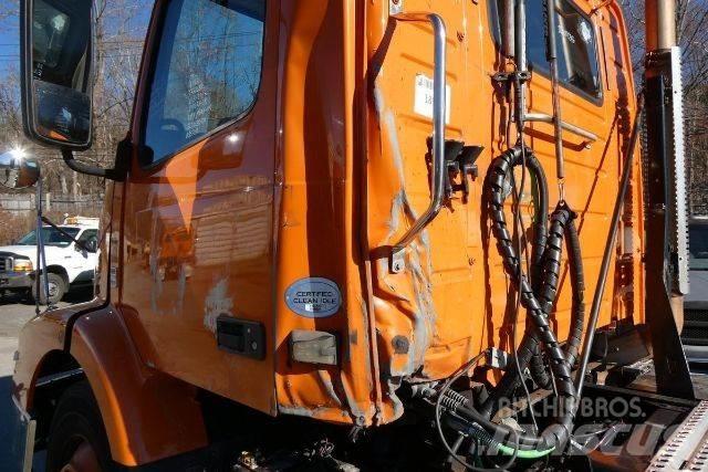Volvo VNM42T Camion cabina sasiu