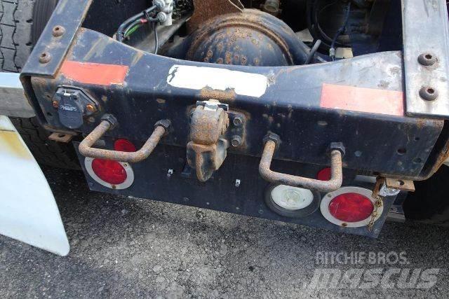 Volvo VNM64T Camion cabina sasiu