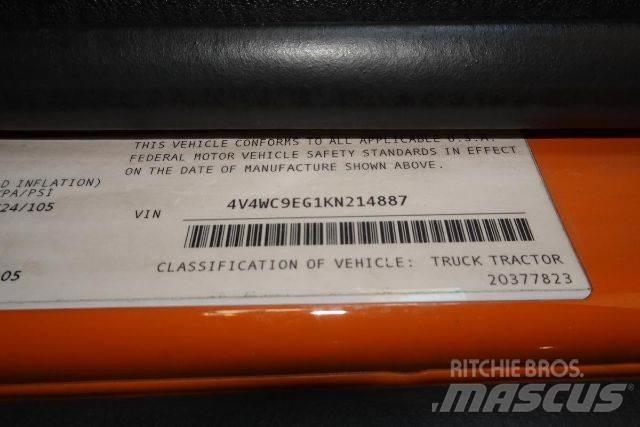 Volvo VNR64T300 Camion cabina sasiu