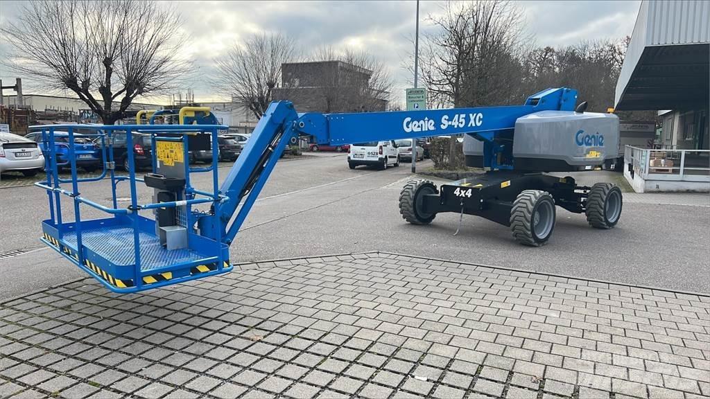 Genie S-45 XC Nacele cu brat articulat