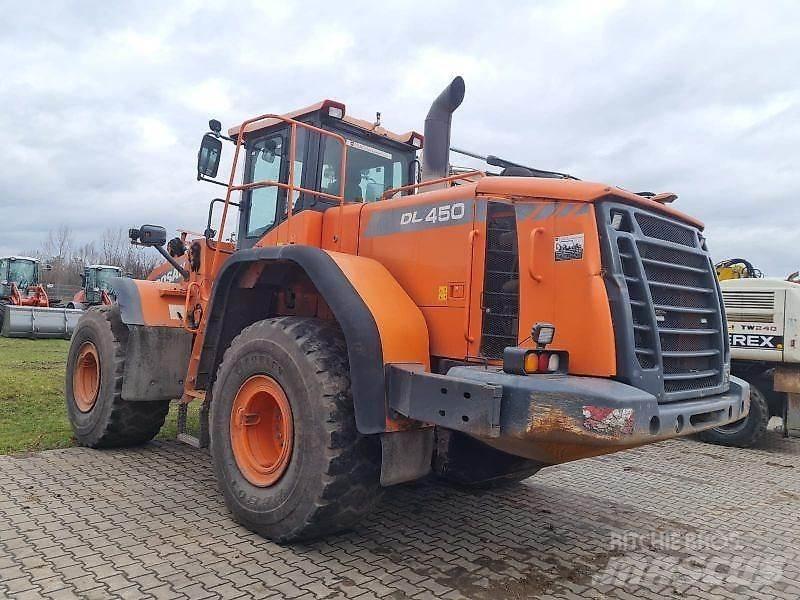 Doosan DL450-3 Incarcator pe pneuri