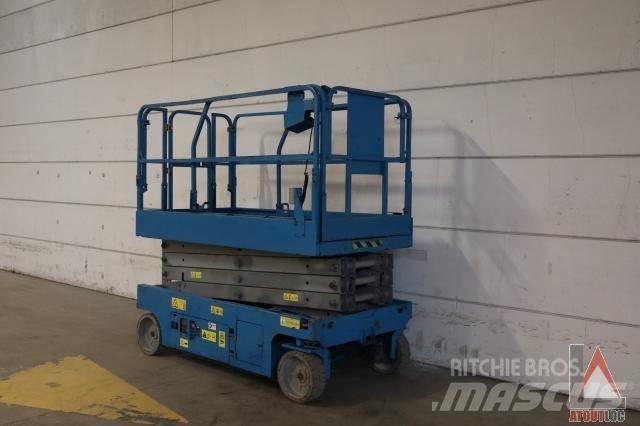 Genie GS-2646 Nacele cu brat articulat