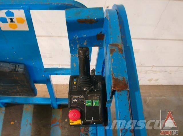Genie GS-4047 Nacele cu brat articulat