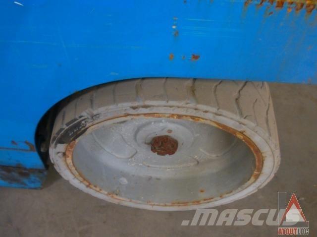 Genie GS-4047 Nacele cu brat articulat