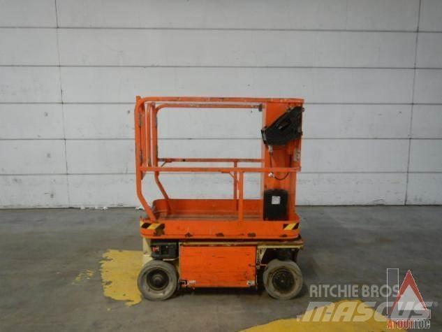 JLG 1230ES Nacele cu brat articulat