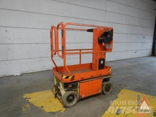 JLG 1230ES Nacele cu brat articulat
