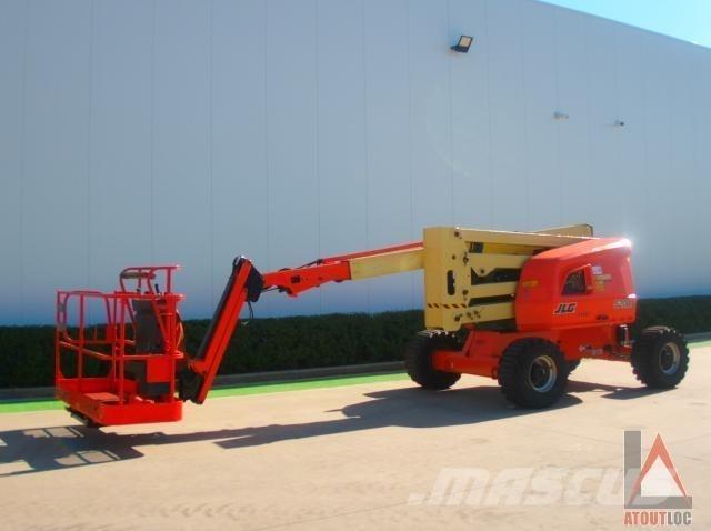JLG 520AJ Nacele cu brat articulat