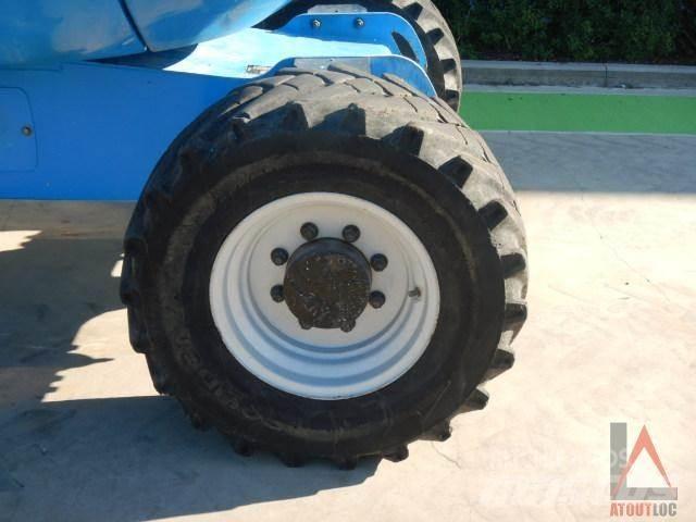 Manitou 200 ATJ Nacele cu brat articulat