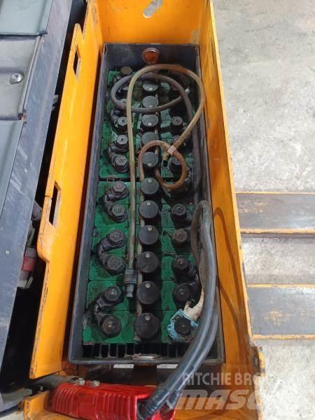 OMG 320KN AC Transpaleta manuala