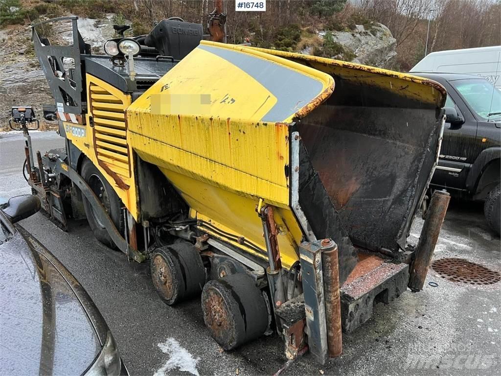 Bomag BF 300P Pavatoare asfalt