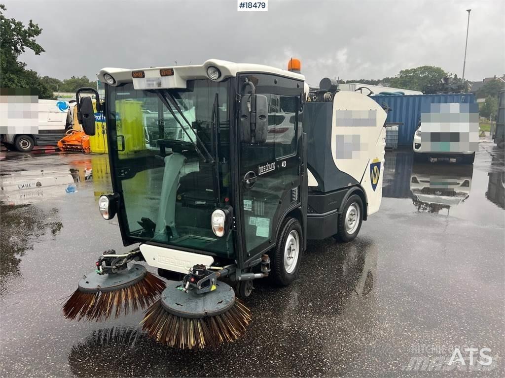 Boschung S2 sweeper Maturatoare