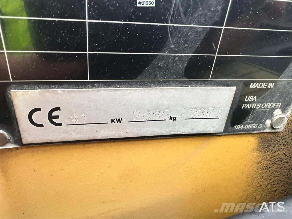 CAT 226 Mini incarcator