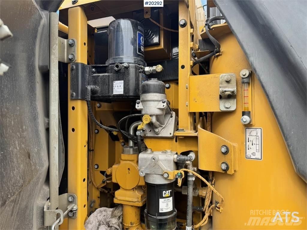 CAT 313 Excavatoare pe șenile
