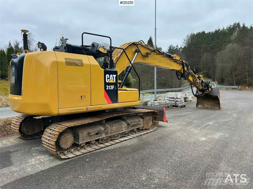 CAT 313FL Excavatoare pe șenile
