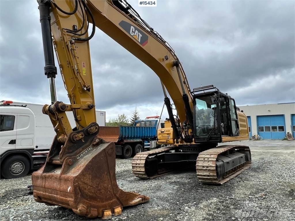 CAT 336F Excavatoare pe șenile
