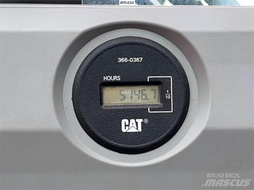 CAT 336F Excavatoare pe șenile
