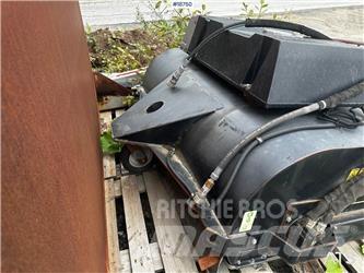 CAT BP15B Sweeper Utilaje construcții - Altele