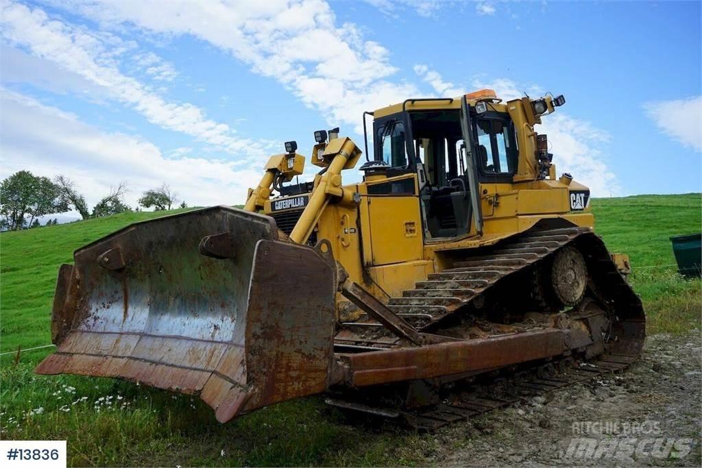 CAT D6T Buldozere pe senile
