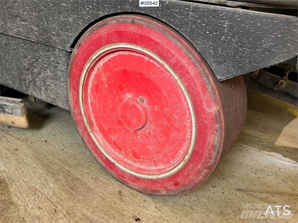 Comac Ultra 100 BS Utilaje construcții - Altele