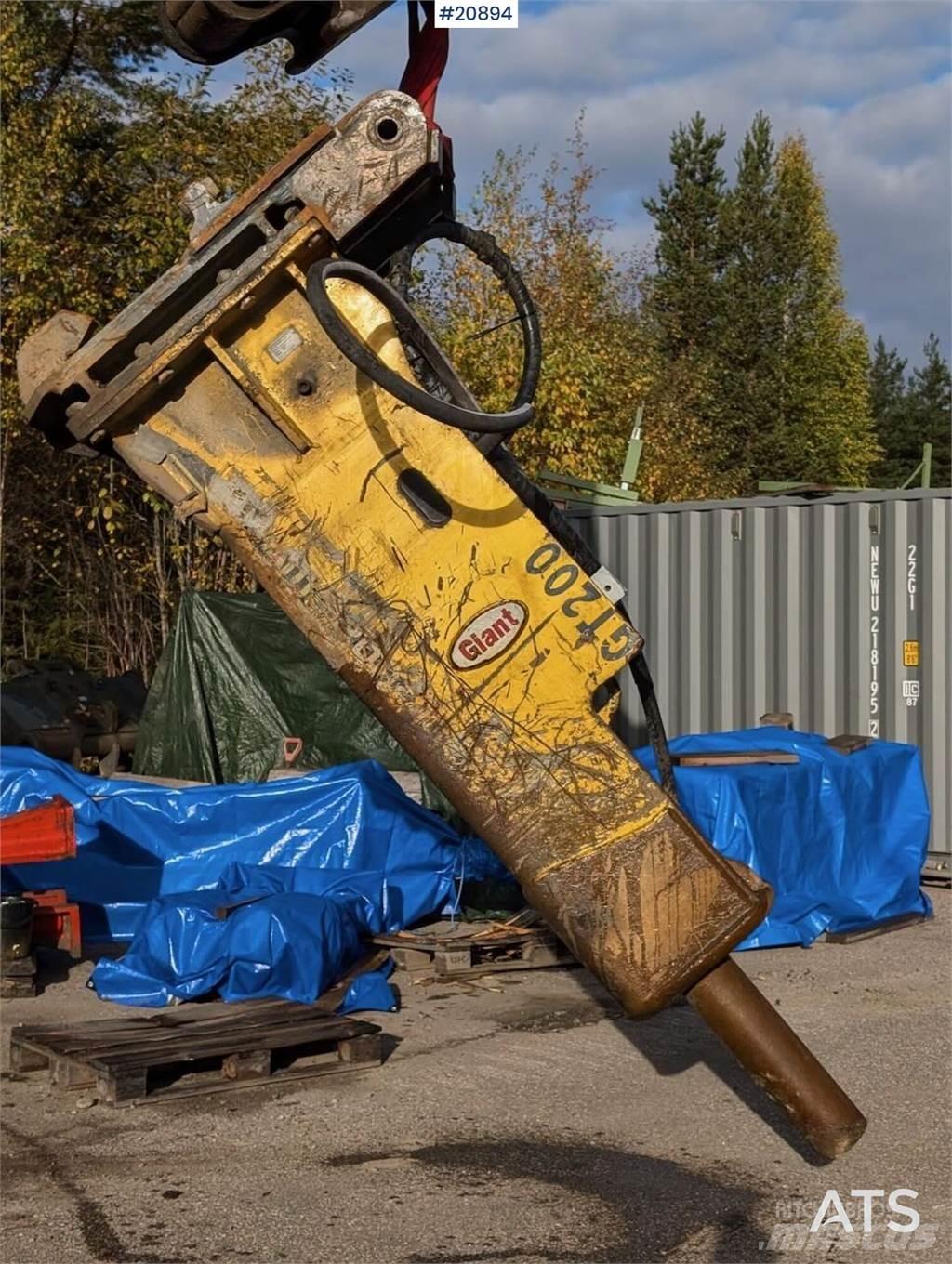 GiANT GT200 Ciocane / Concasoare