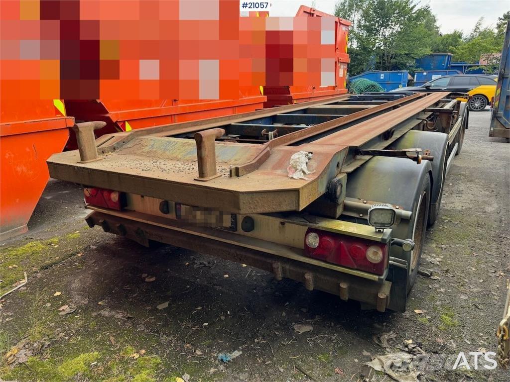Istrail Hook trailer Remorci cu incarcator