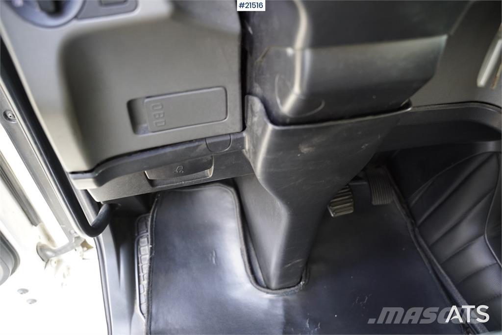 MAN TGX 35.560 Camion cu carlig de ridicare