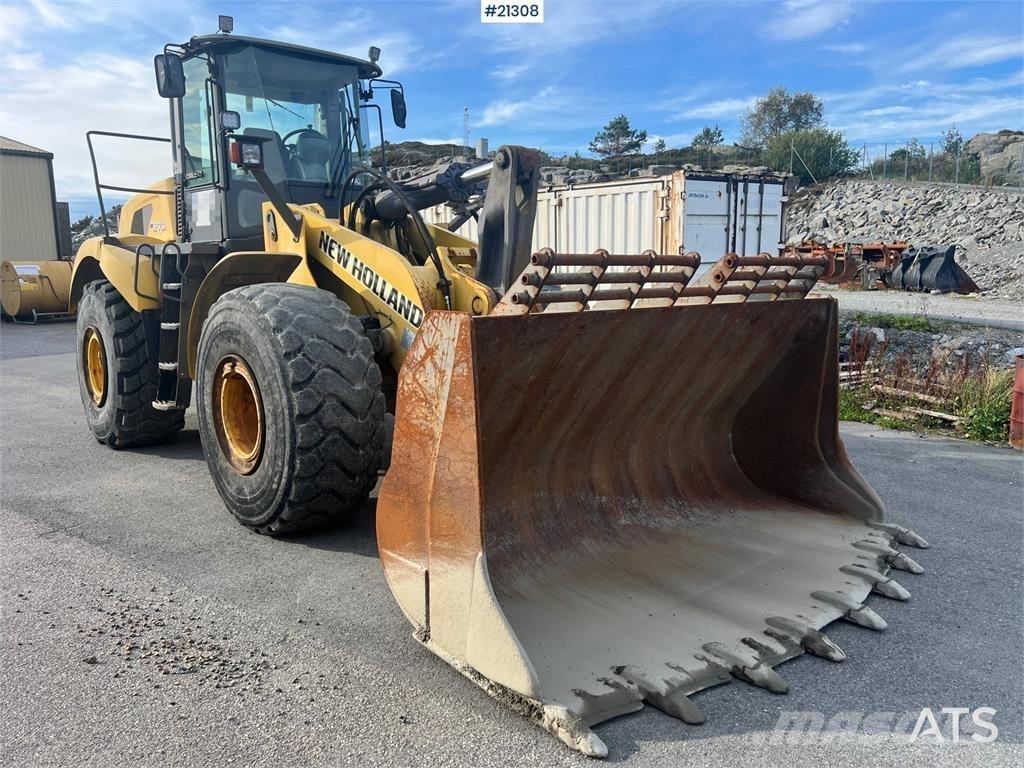 New Holland w270B Incarcator pe pneuri
