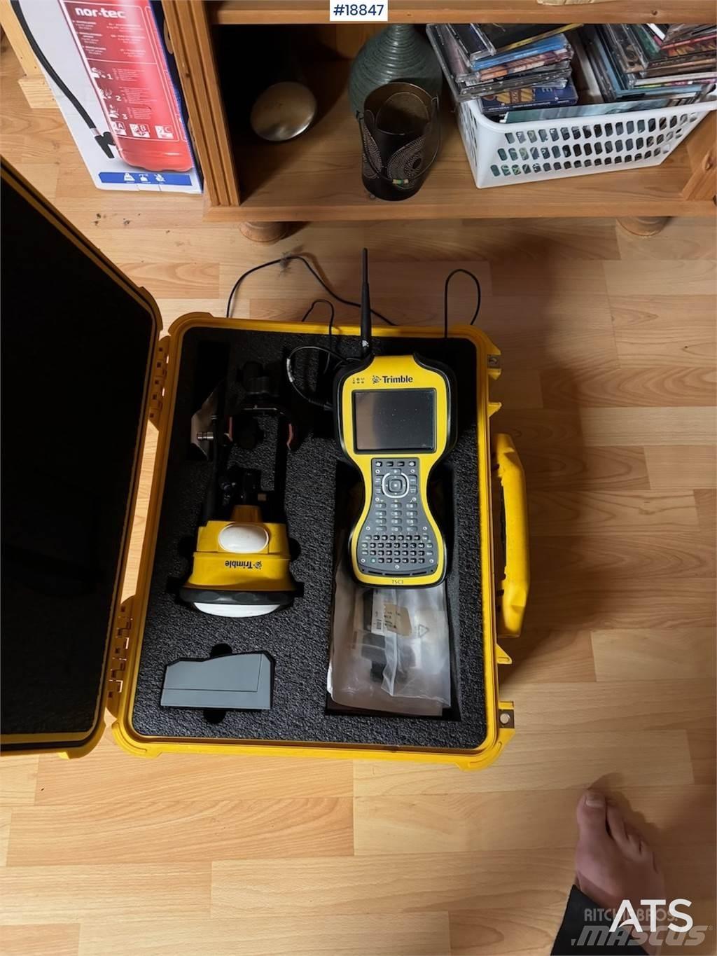 Trimble GPS m/ radio. Utilaje construcții - Altele