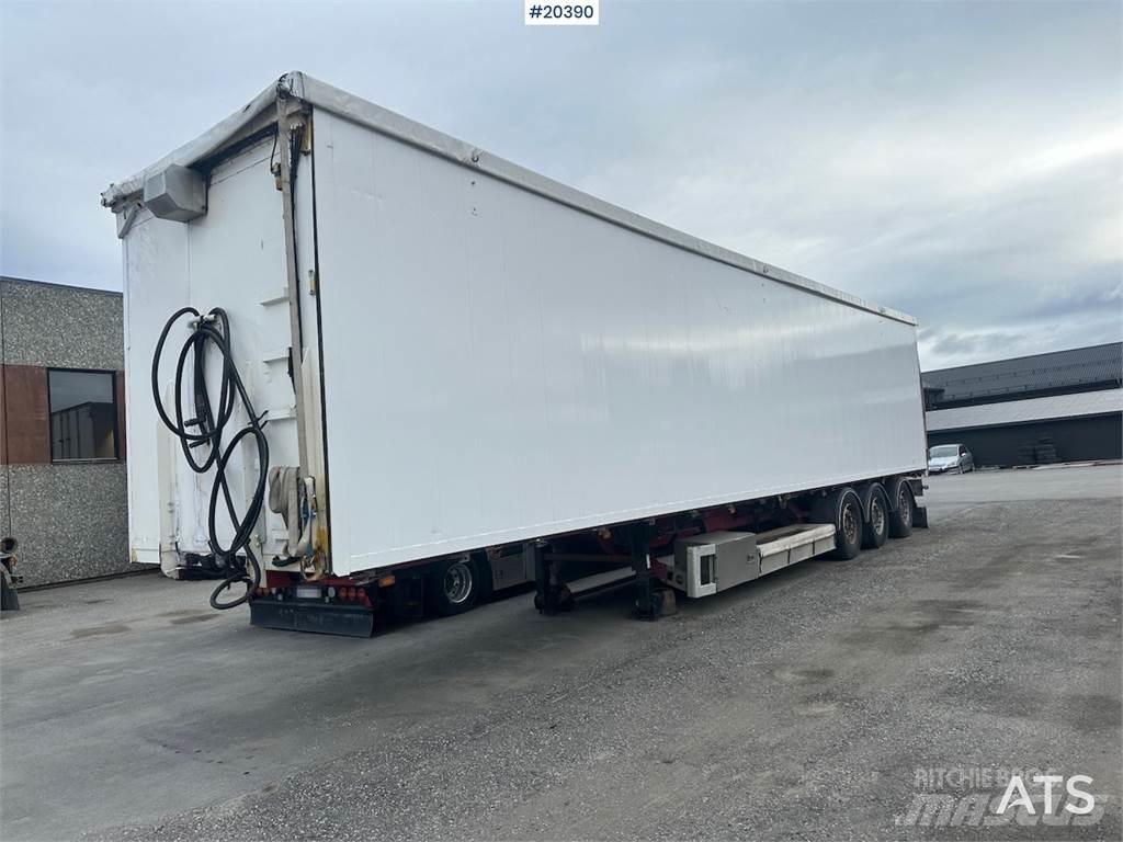 Vang 3 axle trailer Alte remorci